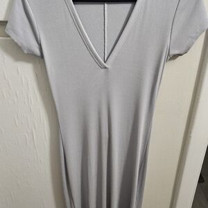 Aritzia Wilfred Light Gray V Neck Dress S